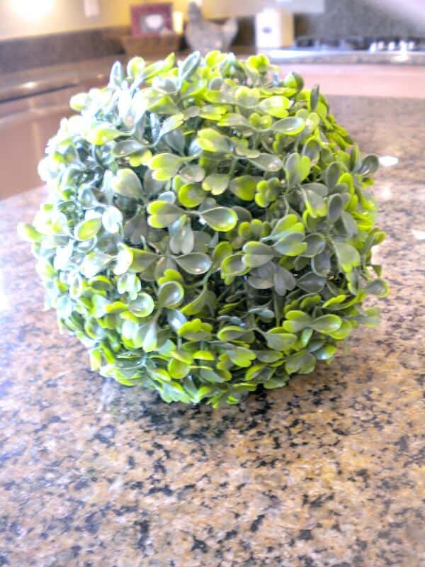 Ballards Topiary Knockoff - Noting Grace turned a garage sale find into a DIY topiary for only $10