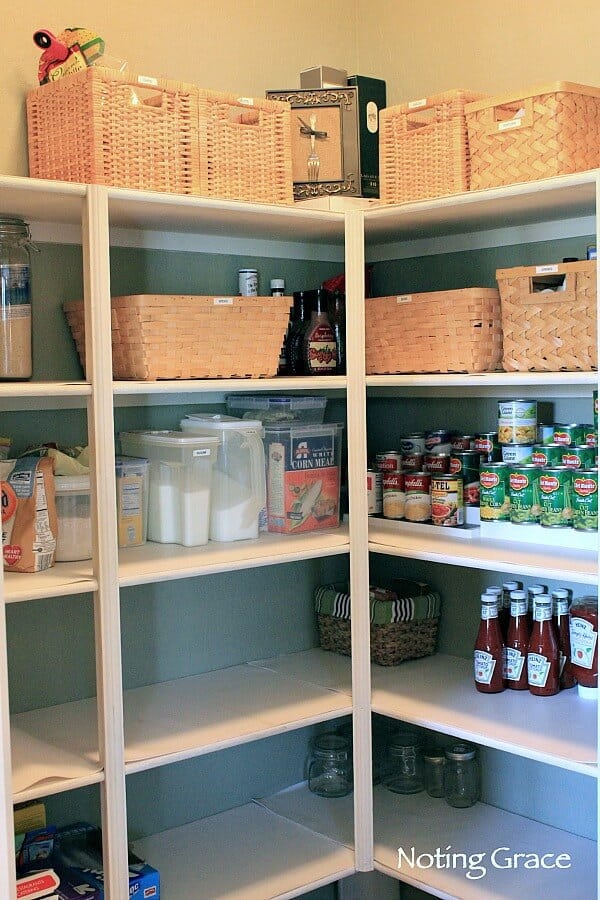 Why you should Stage a Pantry when selling your home and tips on how to do it!