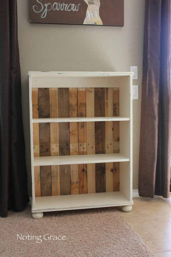 Diy Pallet Bookcase Tutorial Noting Grace, Making Shelves From Pallets