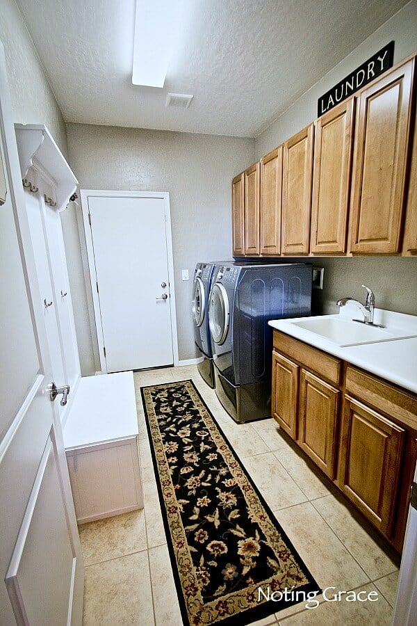 How to stage awkward spaces in selling your home. Laundry rooms, half baths and home offices