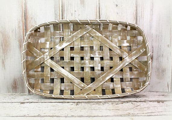 How to decorate with Tobacco baskets