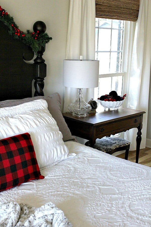 Sharing my Buffalo check inspired Christmas bedroom for the Favorite Christmas Room blog hop along with 12 other bloggers to inspire you!
