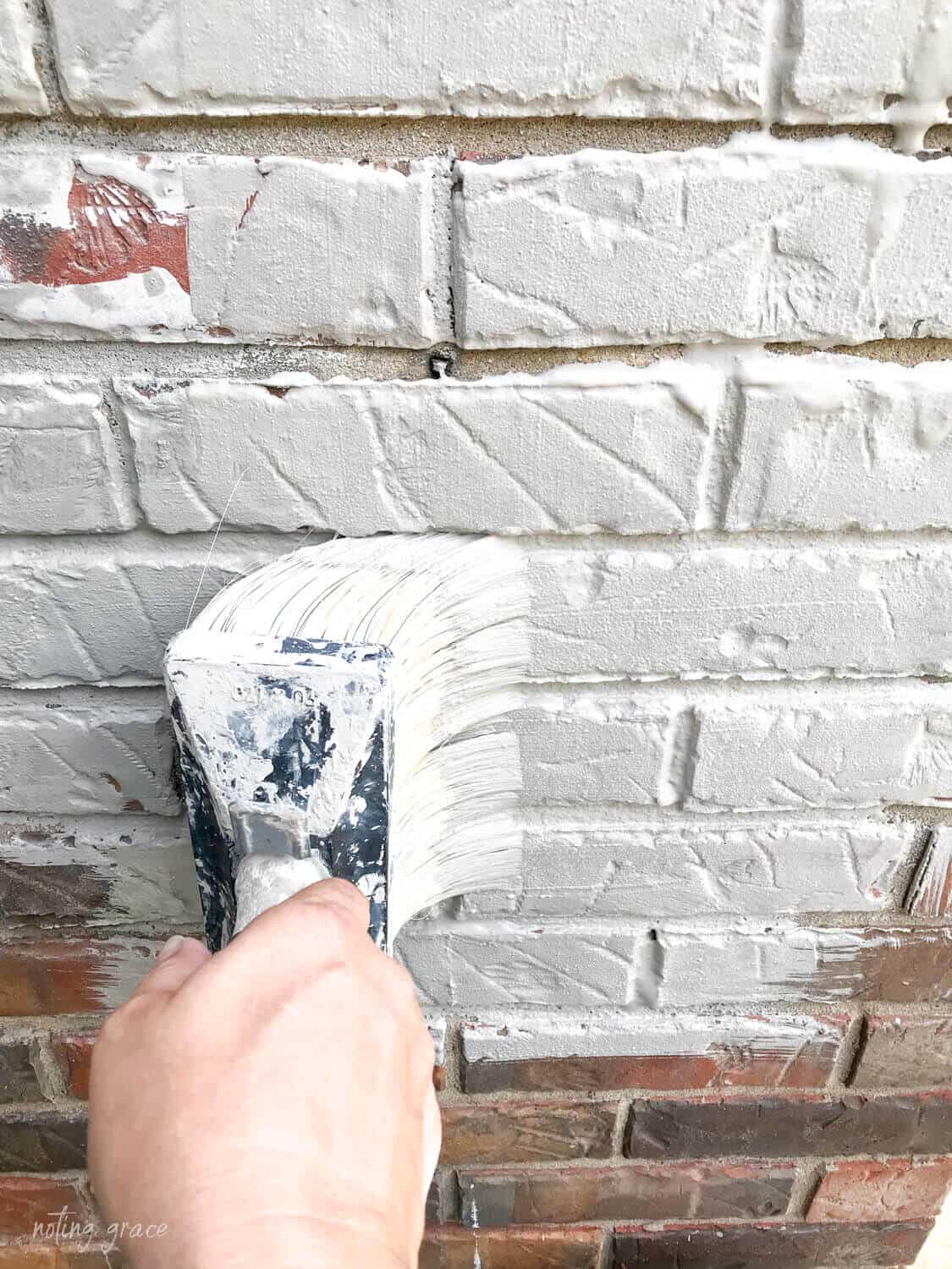 romabio masonry brush painting Classico limewash in nube gray on brick