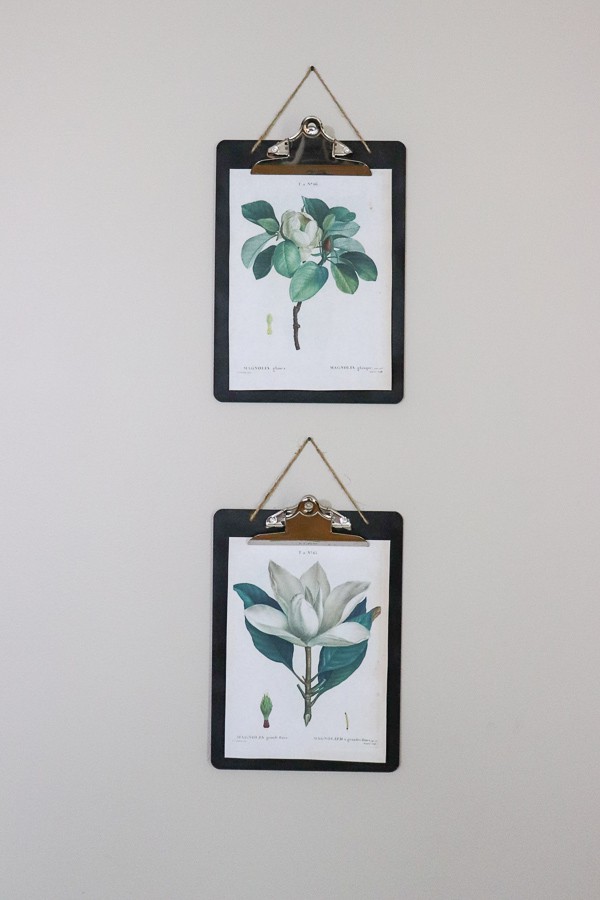 When there isn't much time or money for decor, you have to be creative. These vintage farmhouse magnolia printables are perfect solution!