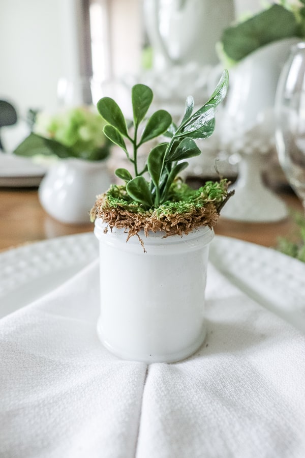 Sometimes life gets so crazy that you need to find simple solutions to home decor ideas. I shopped my home and added some faux florals for this Easy Spring Tablescape.
