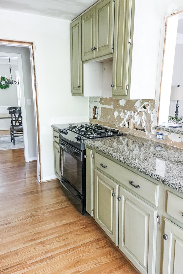 When you are making over a room on a teeny budget, sometimes the tough stuff is left for you to do. On this Timeless Farmhouse Kitchen Renovation - Demolition Week, we have had to stretch our DIY skills!