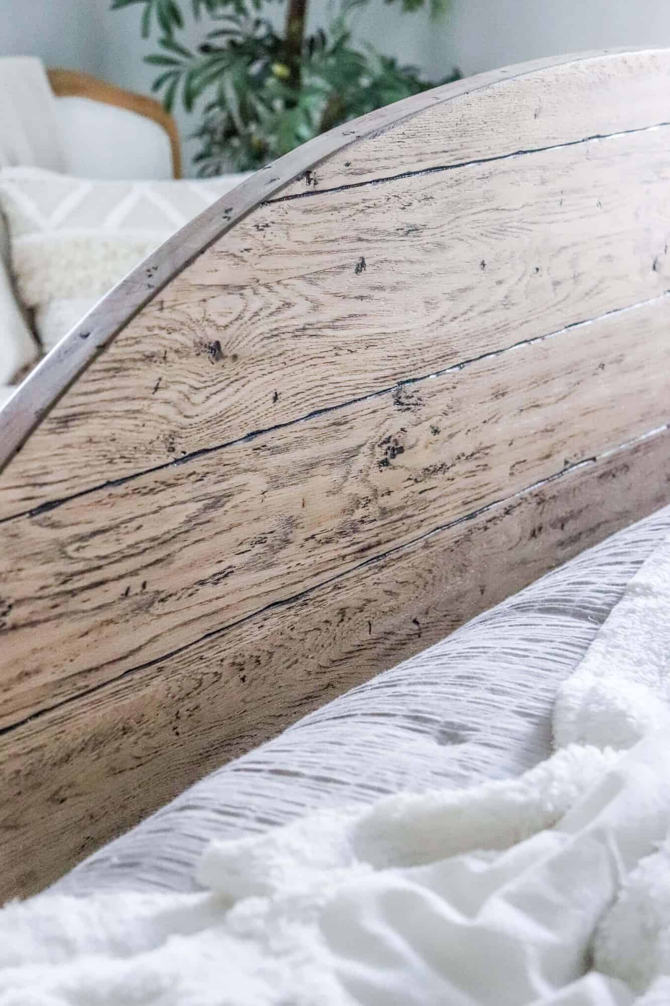cannonball bed with defined wood grain