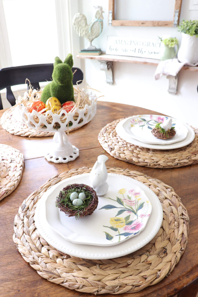 simple easter breakfast nook place setting