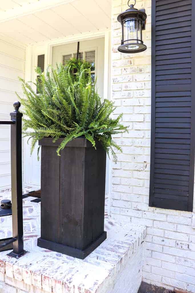 DIY Farmhouse Porch Planter Boxes for Less than $25