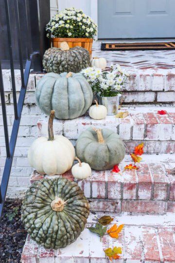 Decorating a Porch With Heirloom Pumpkins and Mums