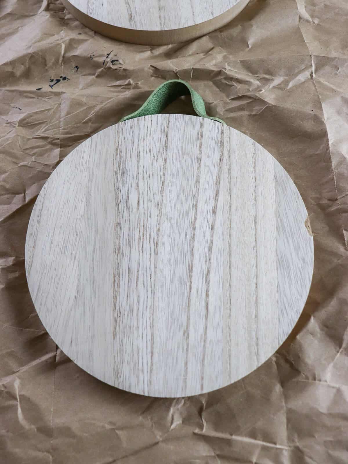 craft disc with wood grain