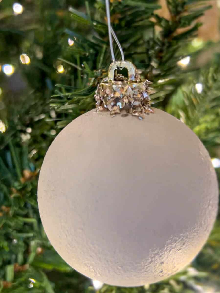 diy faux crushed velvet ornament with a glitter top