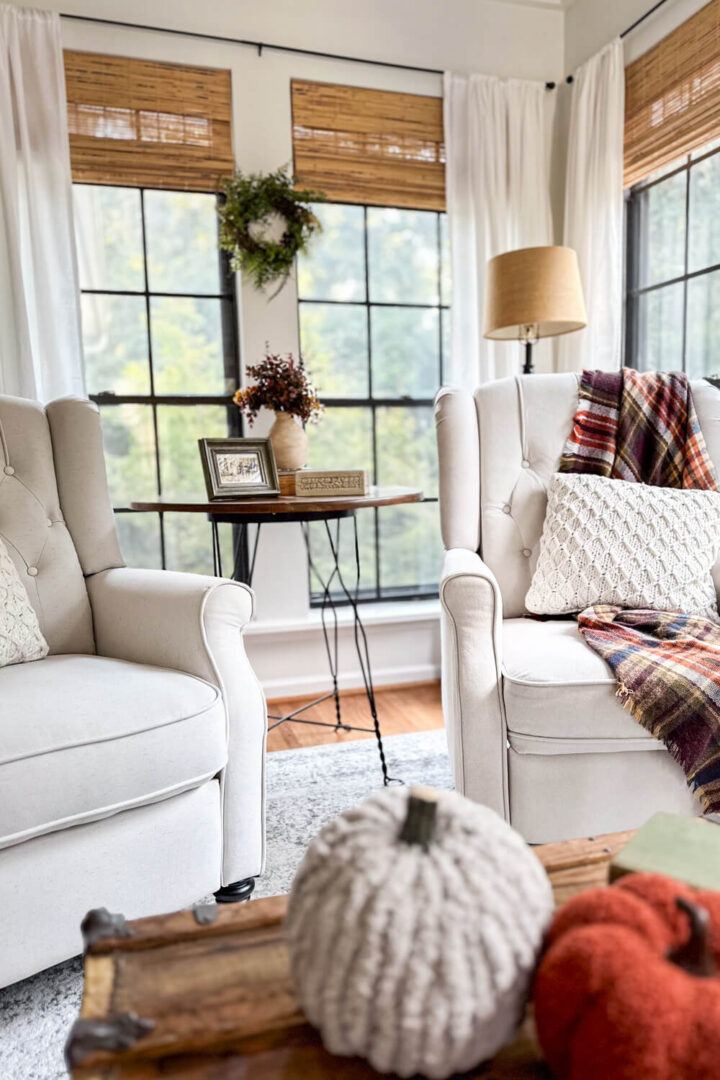 Best Budget Minimalist Fall Decor for Your Sunroom - Minimalist Sunroom Decor Plans